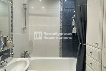 2-комн. кв. 58.2 м² 7/17 этаж