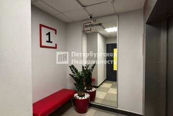  Квартира 39.9 кв.м. у метро Проспект Ветеранов