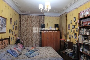 Комната 71.2 м² в 6-комн. кв. 4/5 этаж