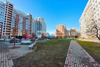  Квартира 47 кв.м. у метро Комендантский Проспект