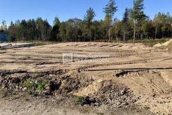 Земельный участок 12.15 сот. в гп Рощино