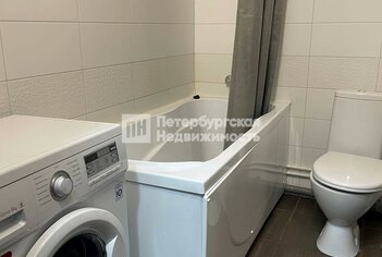  Квартира 32 кв.м. у метро Комендантский Проспект