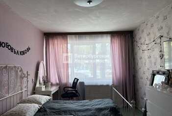 Комната 17.9 м² в 4-комн. кв. 1/9 этаж