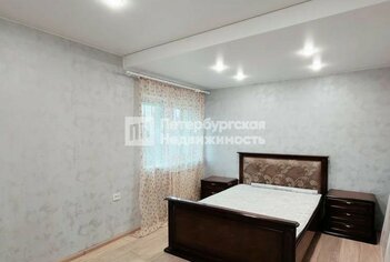 Жилой дом 263 м² в г Луга ул Средняя Заречная, д40а