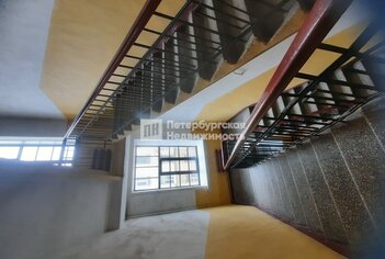  Квартира 51 кв.м. у метро Петроградская