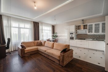 3-комн. кв. 130.1 м² 1/3 этаж