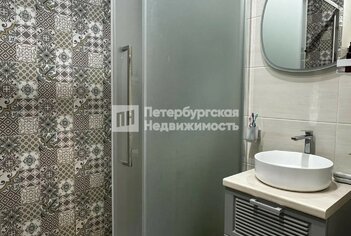 2-комн. кв. 53 м² 8/13 этаж