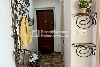  Квартира 43 кв.м. у метро Купчино