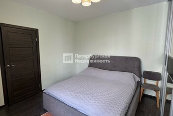  Квартира 42.3 кв.м. у метро Комендантский Проспект