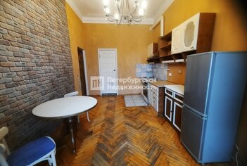  Квартира 51 кв.м. у метро Петроградская