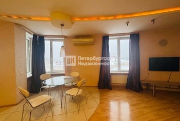  Квартира 100.7 кв.м. у метро Площадь Восстания