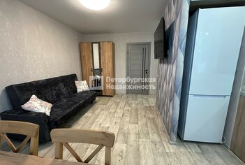  Квартира 49.2 кв.м. у метро Проспект Ветеранов