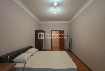  Квартира 97 кв.м. у метро Горный институт