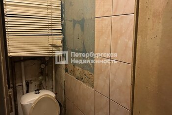 Комната 19.4 м² в 5-комн. кв. 1/5 этаж