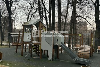  Квартира 73.9 кв.м.