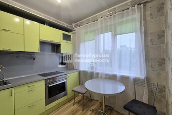  Квартира 47 кв.м. у метро Московская