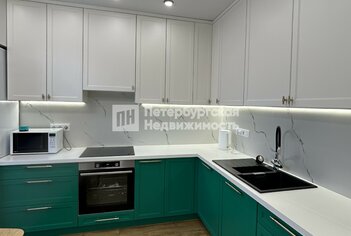  Квартира 73.9 кв.м.