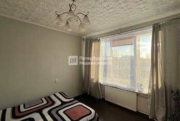 Комната 12 м² в 9-комн. кв. 5/5 этаж