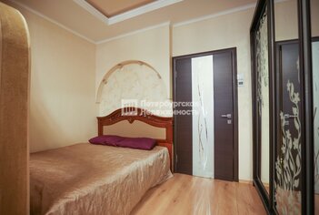 2-комн. кв. 77.4 м² 1/5 этаж
