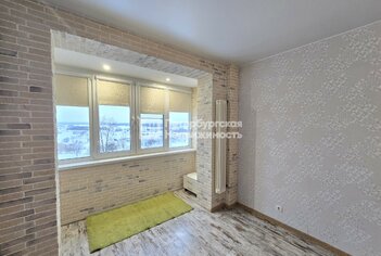  Квартира 68 кв.м. у метро Московская