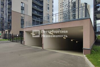  Квартира 33.2 кв.м. у метро Комендантский Проспект