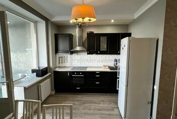  Квартира 56 кв.м. у метро Озерки