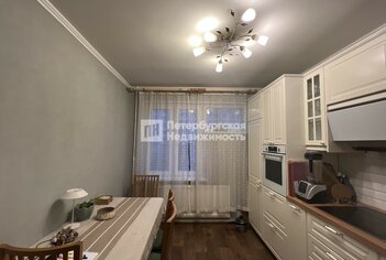 2-комн. кв. 60 м² 3/10 этаж