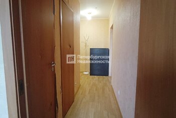  Квартира 39.1 кв.м. у метро Кировский Завод