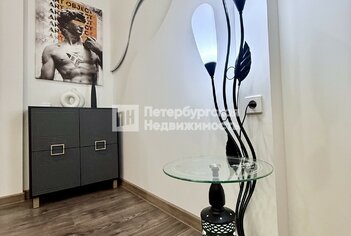  Квартира 71.1 кв.м. у метро Площадь Восстания