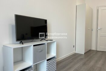  Студия 21.1 кв.м. у метро Пр.Большевиков