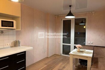 1-комн. кв. 43.4 м² 2/10 этаж