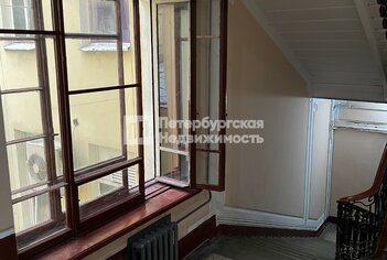 Комната 27.3 м² в 5-комн. кв. 3/5 этаж