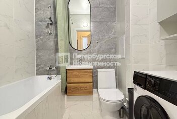  Квартира 33.9 кв.м. у метро Московская