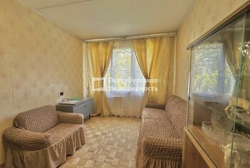 4-комн. кв. 49 м² 5/5 этаж