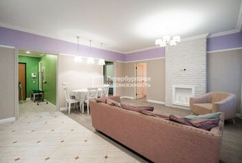 2-комн. кв. 74 м² 4/9 этаж