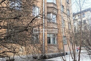 4-комн. кв. 95.5 м² 1/6 этаж