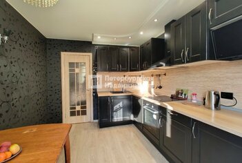  Квартира 40.2 кв.м. у метро Купчино