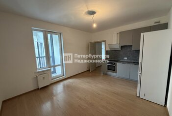  Квартира 52.3 кв.м. у метро Московская