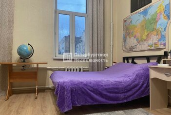 Комната 22 м² в 11-комн. кв. 3/5 этаж