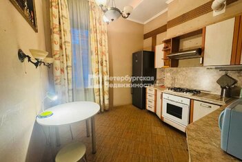  Квартира 69.7 кв.м. у метро Адмиралтейская