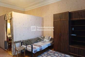 Комната 54.3 м² в 10-комн. кв. 5/5 этаж