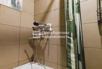 Комната 12.7 м² в 8-комн. кв. 4/10 этаж