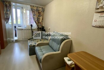 Комната 13 м² в 6-комн. кв. 4/12 этаж