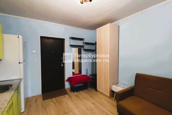 Комната 12.7 м² в 8-комн. кв. 4/10 этаж