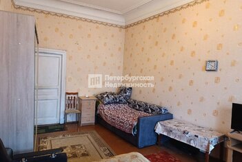 Комната 54.3 м² в 10-комн. кв. 5/5 этаж