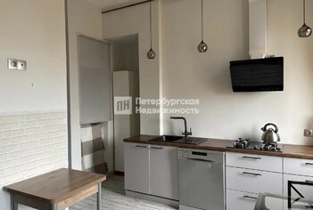Комната 35.9 м² в 5-комн. кв. 5/7 этаж