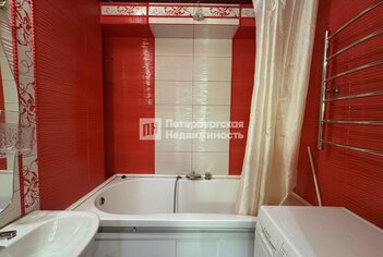  Квартира 35.3 кв.м. у метро Пр.Большевиков