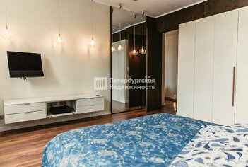  Квартира 78.5 кв.м. у метро Невский Проспект