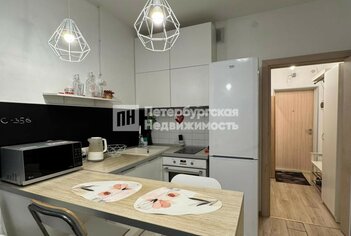  Студия 24.4 кв.м. у метро Звёздная