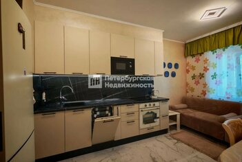  Квартира 55.5 кв.м. у метро Комендантский Проспект